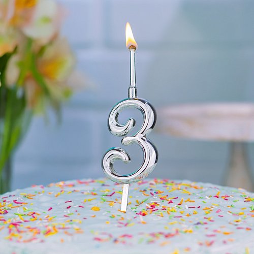 Свеча декоративная Цифра "3" Серебро 